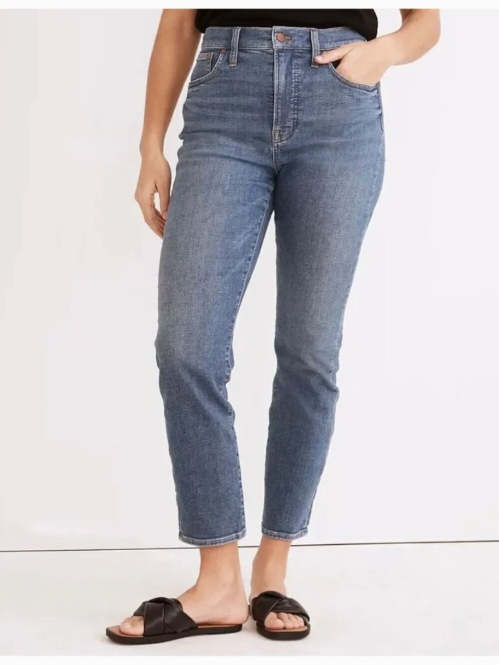 Madewell Perfect Vintage Jeans in Finney High Rise Straight Leg 26 ND502